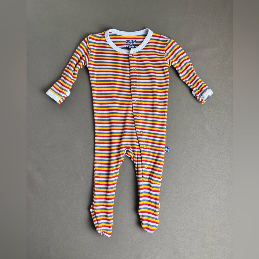 KicKee Pants Baby Boys' Print Footie, Circus Stripe Size 0-3 Months - Picture 2 of 9
